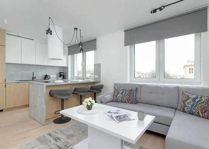 Appartamento Charming With A Balcony In By Renters