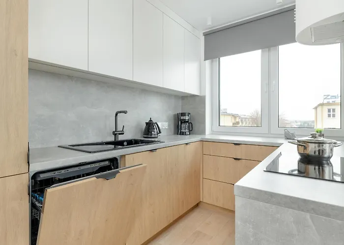 Charming With A Balcony In By Renters Rzeszów